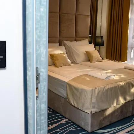 Vertigos Hotel 4*